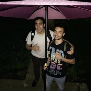 Meet your Posher, Devin